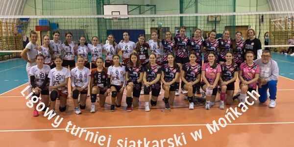 Ligowy turniej siatkarski w Mońkach.jpg